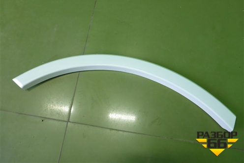 Накладка заднего крыла правого (4M0853818) для Audi Q7 c 2015г (Ку 7)