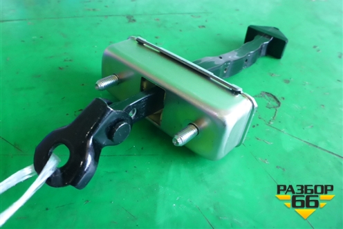 Ограничитель двери передней левой для Mazda CX 5 с 2017г (СХ5)