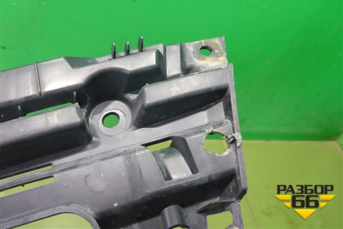 Кронштейн заднего бампера правый (KK5217A881A) для Land Rover Freelander 2 с 2007г (Фрилендер)