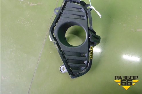 Накладка ПТФ левая (5212842190) для Toyota Rav-4 с 2018г (Рав 4)