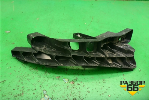 Кронштейн фары левой (4121305XKQ00A) для Haval F7 с 2019г (Ф7)