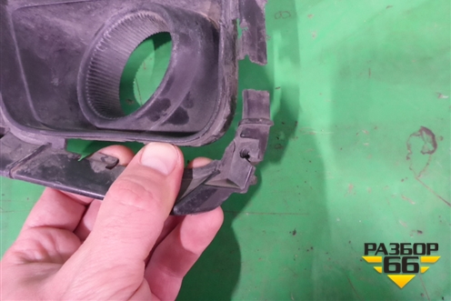 Накладка ПТФ левая (после 2020г X-Line) (86563H0900) для Kia Rio с 2017г (Рио 4)