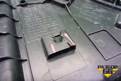 Накладка двери задней правой (уголок) (87820H0100) для Kia Rio с 2017г (Рио 4)