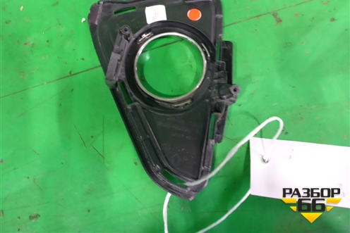 Накладка ПТФ правая (после 2015г) (5203042050) для Toyota Rav-4 с 2018г (Рав 4)