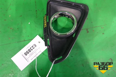 Накладка ПТФ правая (после 2015г) (5203042050) для Toyota Rav-4 с 2018г (Рав 4)