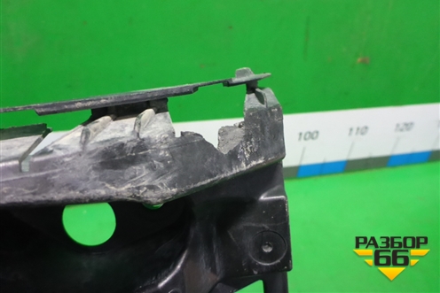 Кронштейн заднего бампера правый (51128069246) для BMW X5 G05 с 2018г (Х5 Г05)