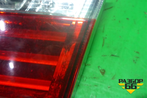 Фонарь задний внутренний правый (Led) (A1669068501) для Mercedes Benz ML-Klass W166 c 2011г (МЛ)