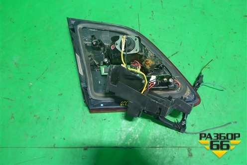 Фонарь задний внутренний правый (Led) (A1669068501) для Mercedes Benz ML-Klass W166 c 2011г (МЛ)