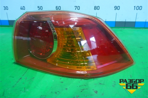 Фонарь задний наружный правый (до 2012г седан) (8330A110) для Mitsubishi Lancer-X с 2007г (Лансер)