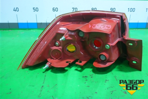 Фонарь задний наружный правый (до 2012г седан) (8330A110) для Mitsubishi Lancer-X с 2007г (Лансер)