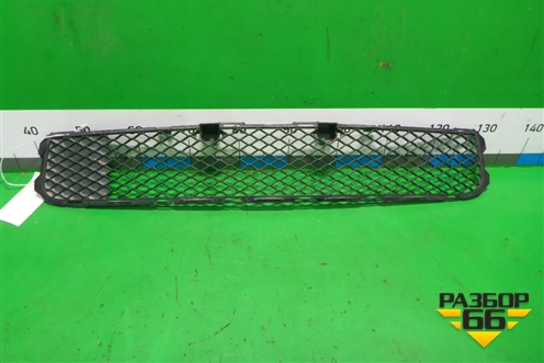 Решетка в передний бампер центральная (до 2012г) (6400A827) для Mitsubishi Lancer-X с 2007г (Лансер)