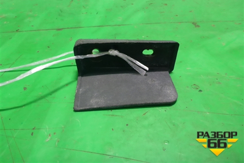 Брызговик задний правый (передняя часть) (7586548040) для Lexus RX 350 c 2015г (РХ)