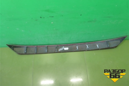 Накладка двери багажника (после 2015г) (7681242090) для Toyota Rav-4 с 2012-2019г (Рав 4)