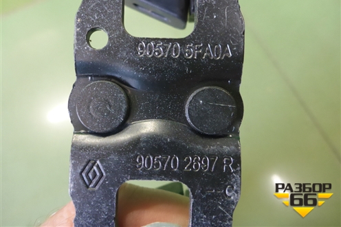 Замок багажника (ответная часть) (905702697R) для Nissan Terrano с 2014г (Терано)