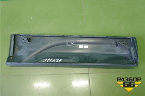 Накладка двери задней левой (2GL854949) для Volkswagen Taos с 2020г (Таос)