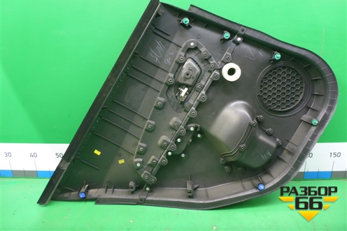 Обшивка двери задней правой под механику (96950772) для Chevrolet Cruze c 2009-2015г (Круз)