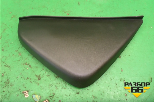 Накладка на торпедо (боковая правая) (96985581) для Chevrolet Cruze c 2009-2015г (Круз)