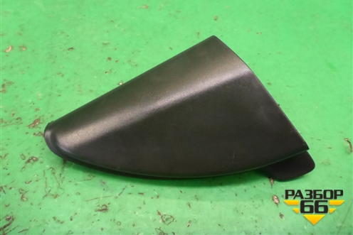 Накладка двери передней правой уголок (96984324) для Chevrolet Cruze c 2009-2015г (Круз)