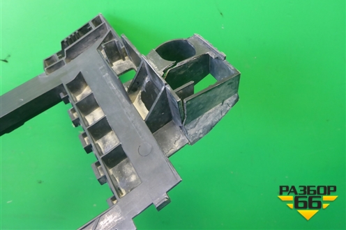 Дефлектор радиатора центральный (A1778850003) для Mercedes Benz CLA C118 с 2019г (ЦЛА)