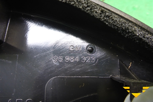 Накладка двери передней левой уголок (96984323) для Chevrolet Cruze c 2009-2015г (Круз)