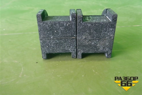 Втулка переднего стабилизатора (комплект) (MN100250) для Mitsubishi Lancer-9  с 2003-2008г (Лансер)