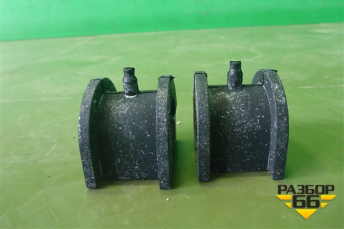 Втулка переднего стабилизатора (комплект) (MN100250) для Mitsubishi Lancer-9  с 2003-2008г (Лансер)