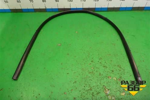 Уплотнитель на кузов левый для Chevrolet Cruze c 2009-2015г (Круз)