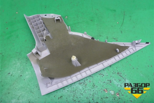 Обшивка стойки задняя верхняя правая (седан) (BN8V68251) для Mazda Mazda 3 (BK) с 2003-2009г 