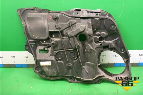 Панель внутренняя двери передней правой (BP4K5897X) для Mazda Mazda 3 (BK) с 2003-2009г 