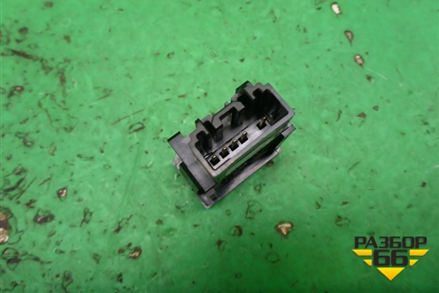 Кнопка обогрева сидений (BP4L66420) для Mazda Mazda 3 (BK) с 2003-2009г 