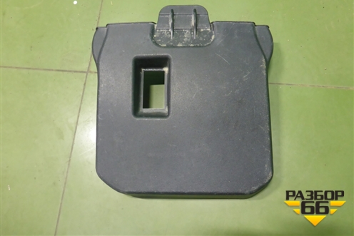 Крышка аккумулятора (AM5110A659AB) для Ford Focus 3 с 2011г (Фокус)