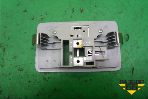 Плафон салонный центральный для Mazda Mazda 3 (BK) с 2003-2009г 