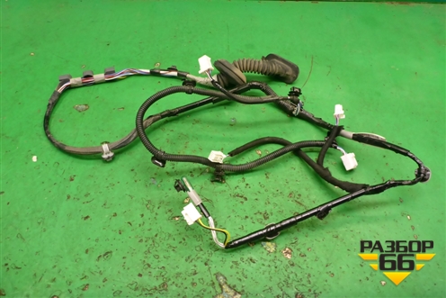 Проводка двери задней левой (8215460380) для Toyota Land Cruiser Prado(150) с 2009г (Ленд Крузер Прадо)