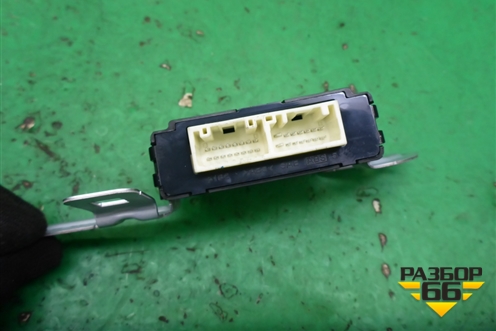 Блок электронный (управления зеркалами) (8943060150) для Toyota Land Cruiser Prado(150) с 2009г (Ленд Крузер Прадо)