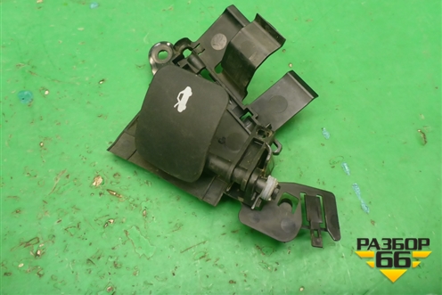 Ручка открывания капота (2S6H16C657AE) для Ford Fiesta с 2001-2008г (Фиеста 5)