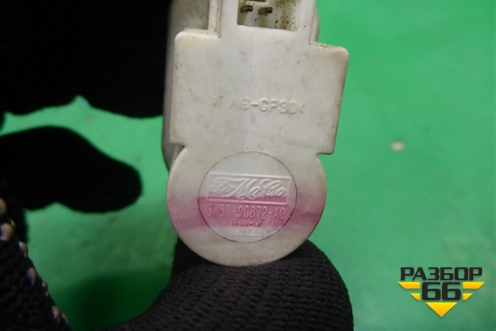 Датчик включения стопсигнала (3M5T9C872AC) для Ford Fiesta с 2001-2008г (Фиеста 5)