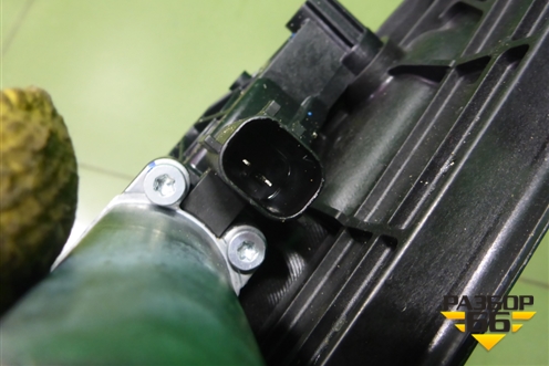 Стеклоподъёмник электрический задний левый (6204100CR03) для Changan UNI-K с 2020г (Юни К)