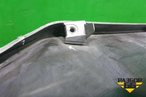 Накладка переднего бампера (4M0807733D) для Audi Q7 c 2015г (Ку 7)