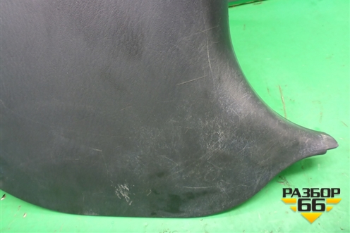 Обшивка стойки центральная нижняя правая (8584538000) для Hyundai Sonata-5 с 2001г (Соната)