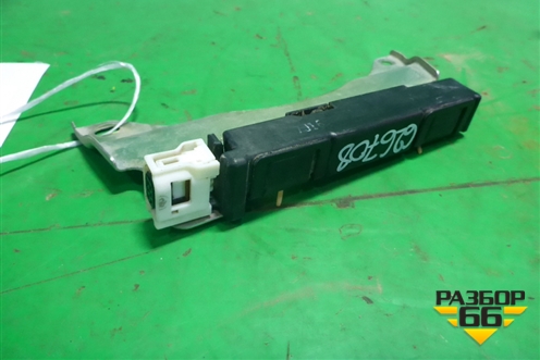 Антенна электрическая (8999733020) для Toyota Camry V50 с 2011-2018г (Камри)