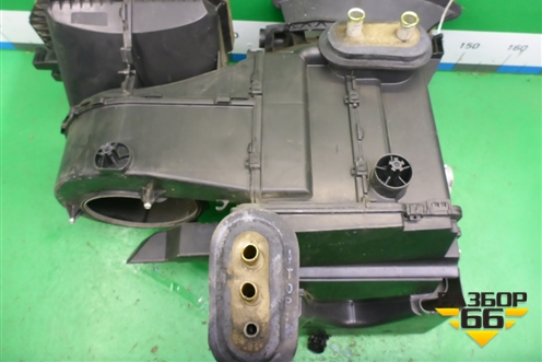 Корпус отопителя (XS4H18592AE) для Ford Focus 1 с 1998-2004г (Фокус)