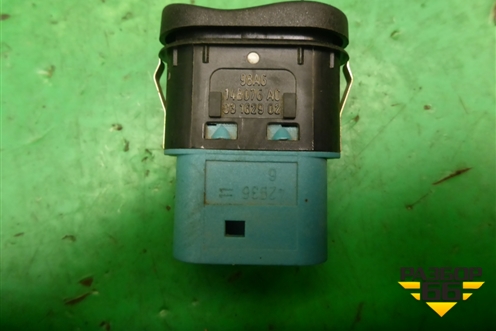 Кнопка центрального замка (98AG14B076AC) для Ford Focus 1 с 1998-2004г (Фокус)