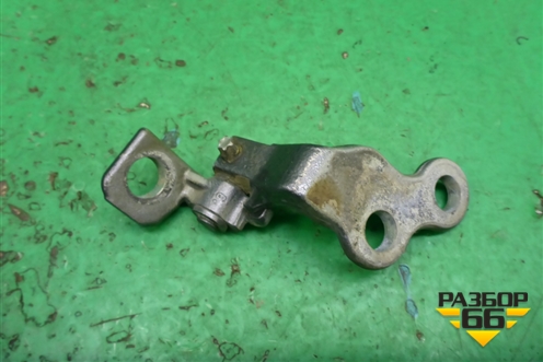 Петля двери передней правой верхняя (XS4AA22800AB) для Ford Focus 1 с 1998-2004г (Фокус)