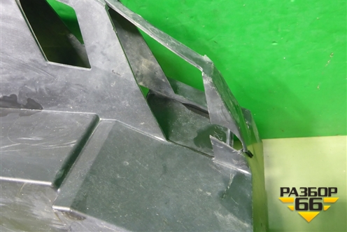 Наполнитель переднего бампера (5261860040) для Lexus LX-600 с 2021г (ЛХ)