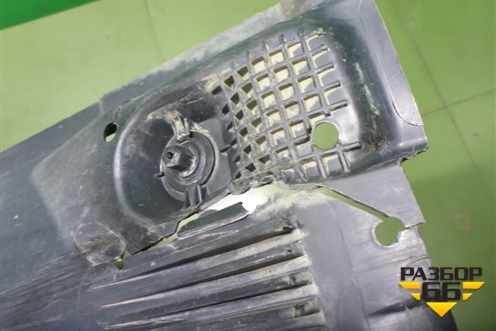 Защита антигравийная левая (6RA825201) для Skoda Rapid с 2013г (Рапид)