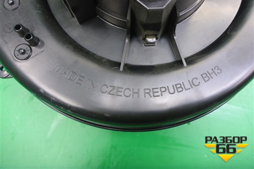 Моторчик отопителя (6R1819015A) для Skoda Rapid с 2013г (Рапид)