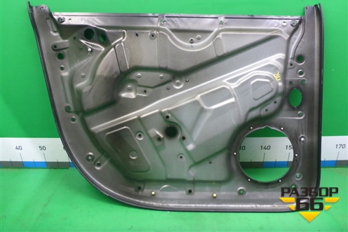 Панель внутренняя двери передней правой (7L6837730M) для Volkswagen Touareg c 2002-2010г (Туарег)