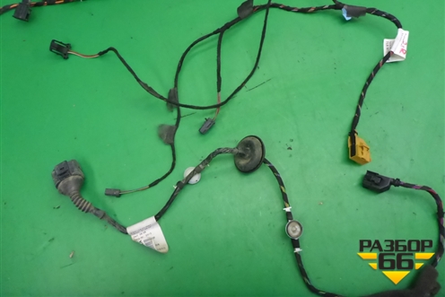 Проводка двери задней правой (7L6971693P) для Volkswagen Touareg c 2002-2010г (Туарег)