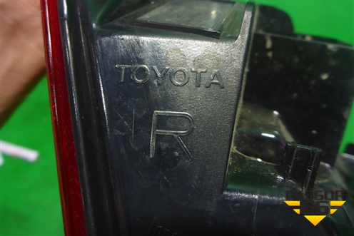 Фонарь задний наружный правый (Led) (8155107111) для Toyota Avalon с 2018г (Авалон)