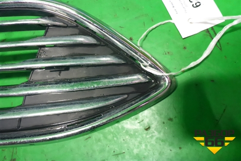 Решетка радиатора (после 2015г) (F1EB8200C) для Ford Focus 3 с 2011г (Фокус)